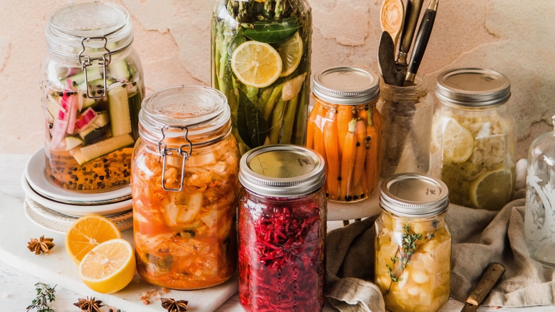 Pickling and fermenting jars
